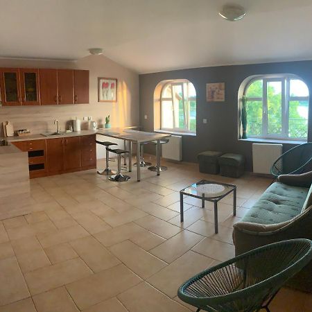 Apartamenty Nad Jeziorem Элк Экстерьер фото